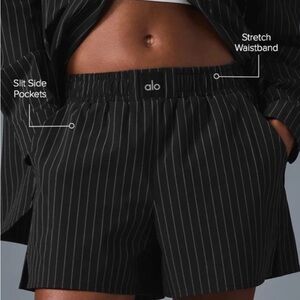 ALO Yoga Black Striped Athletic Shorts